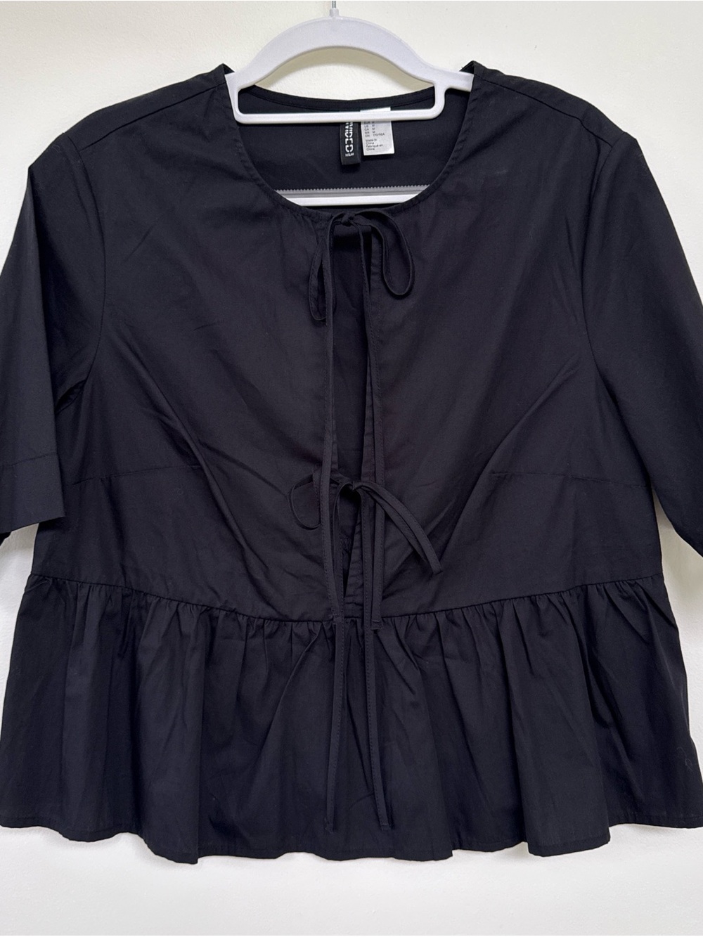 H&M Black Short-Sleeve Tie-Front Peplum Blouse